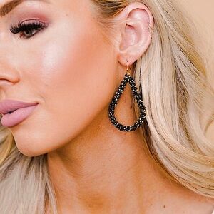 👻BOGO50%👻🆕🌿🖤MESTIERE: Gold/Black Chunky Beaded Teardrop Dangle Earrings